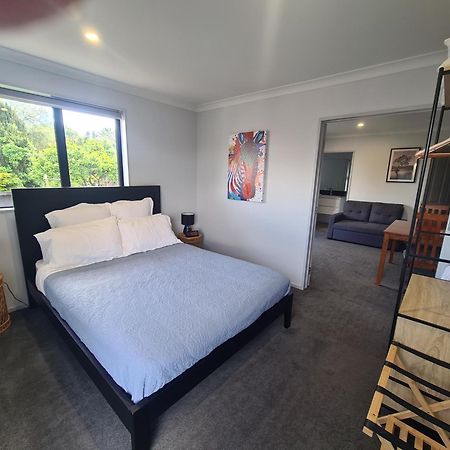 Hotel Bonnie Doone Te Awamutu Esterno foto