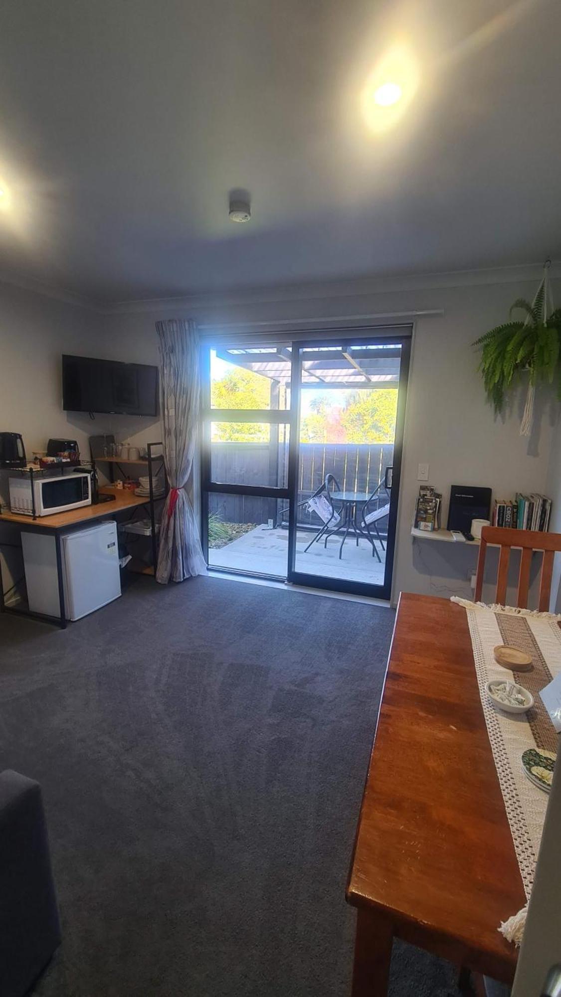Hotel Bonnie Doone Te Awamutu Esterno foto