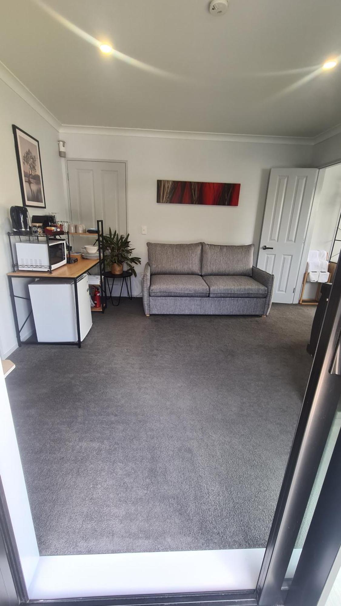 Hotel Bonnie Doone Te Awamutu Esterno foto